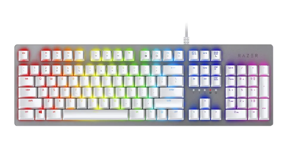 razer-huntsman-gaming-keyboard-clicky-optical-switches-chroma-rgb-aluminum-frame-2 image 1