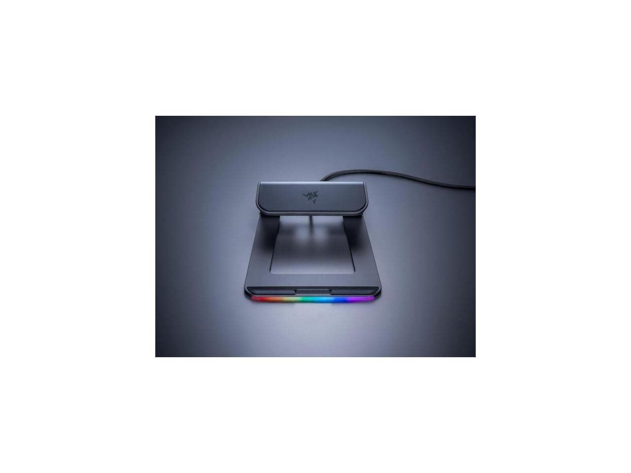 razer-laptop-stand-chroma-with-3-port-usb-3-0-hub image 2