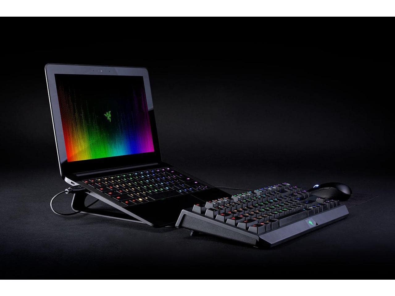 razer-laptop-stand-ergonomic-aluminum-stand-for-15-17-inch-laptops-black image 4