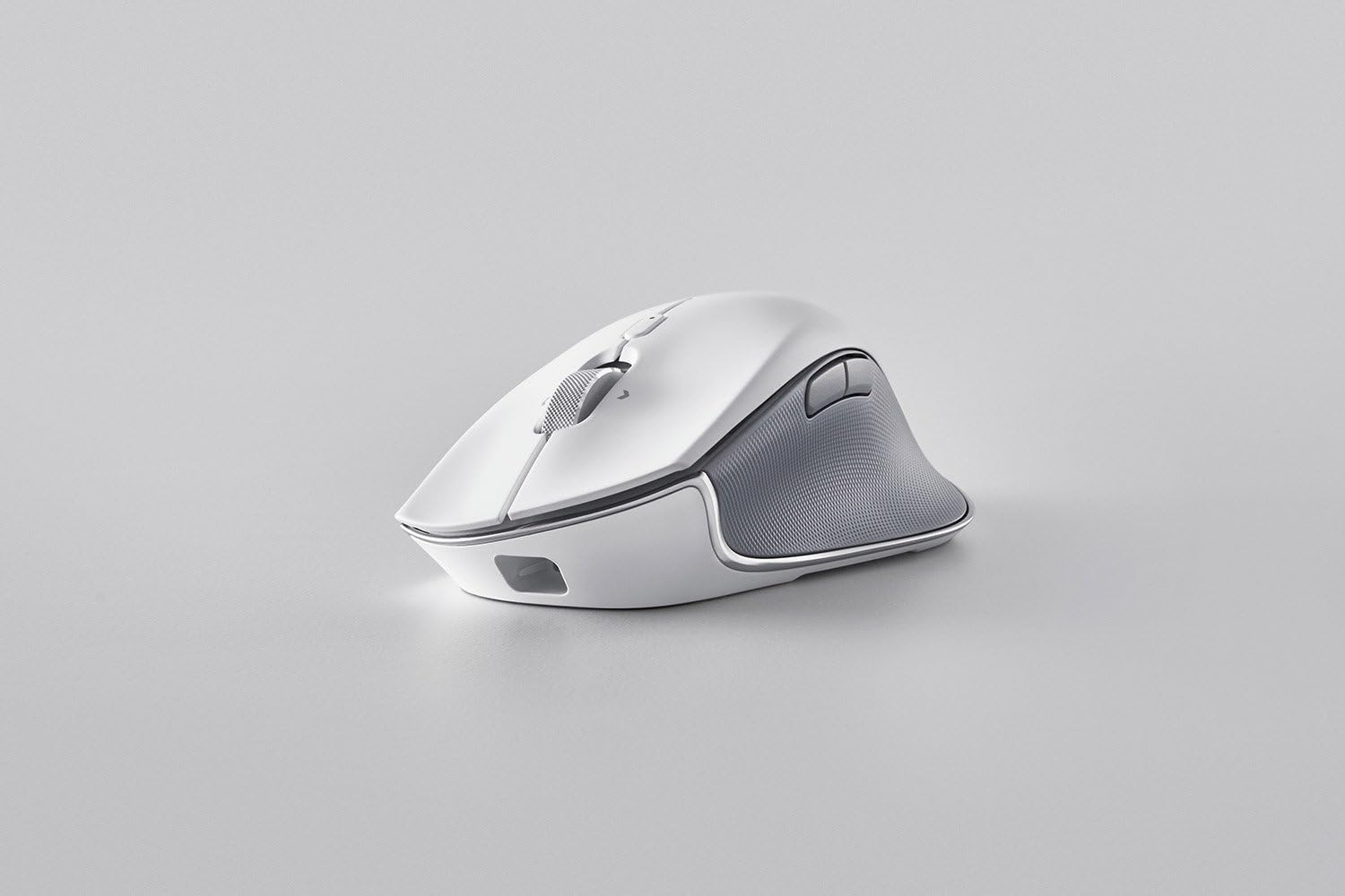razer-pro-click-humanscale-wireless-mouse-ergonomic-multi-host-400-hour-battery image 2