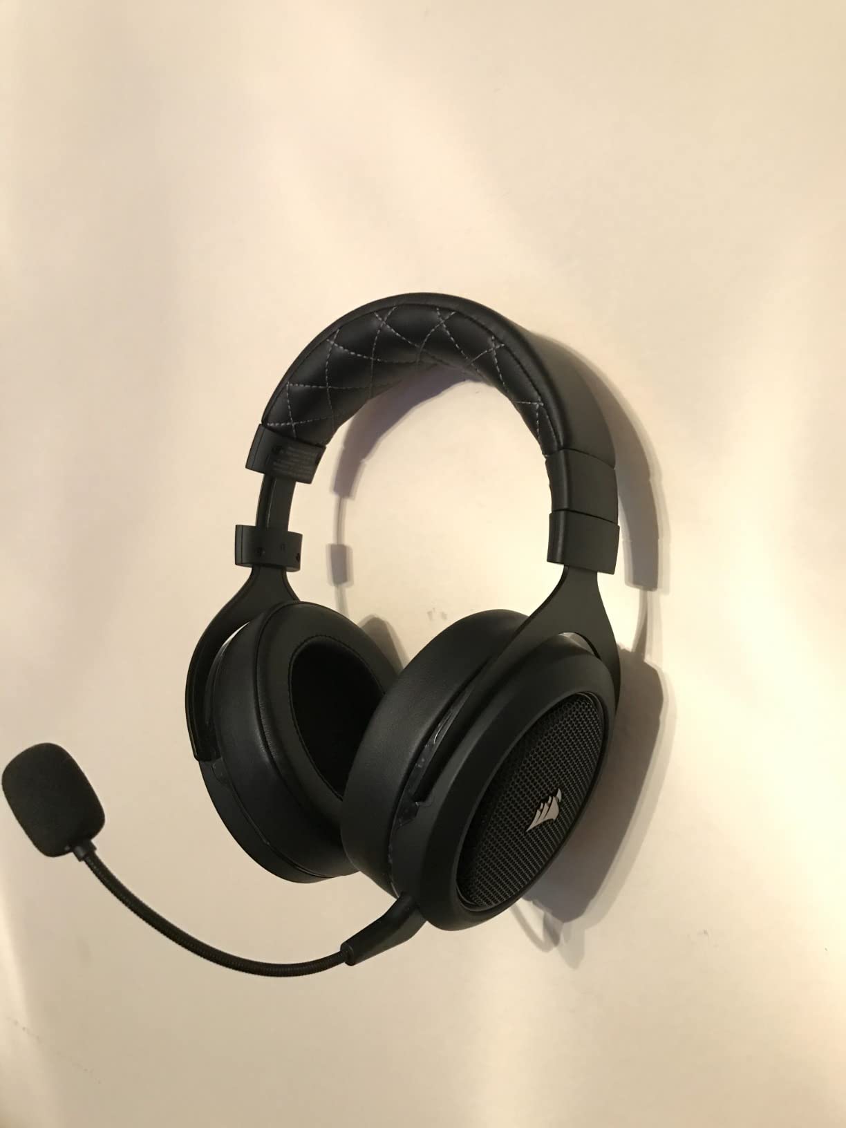 Good headset, minor gripes