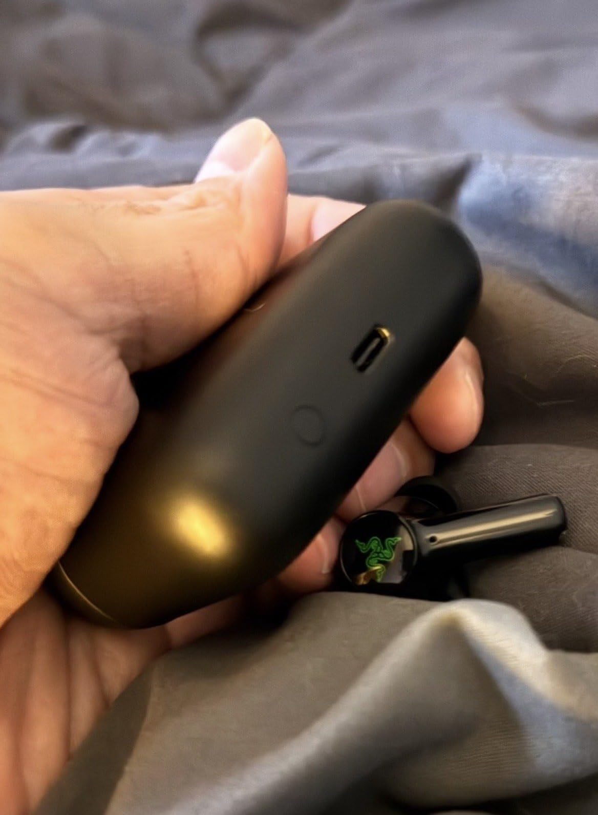 Decent earbuds, but not worth the hype