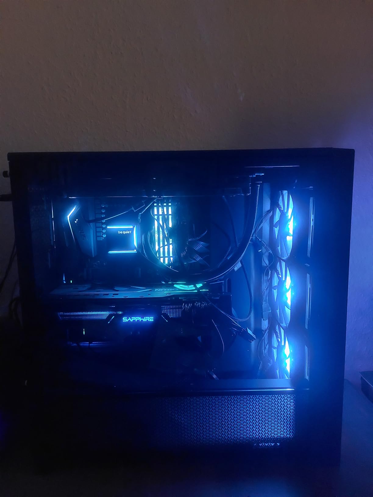 Very good case, but heavy