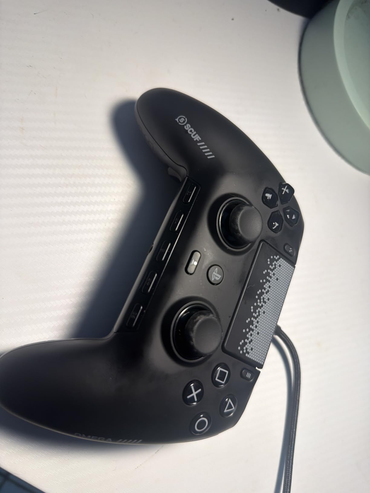 Great controller, but battery life is short