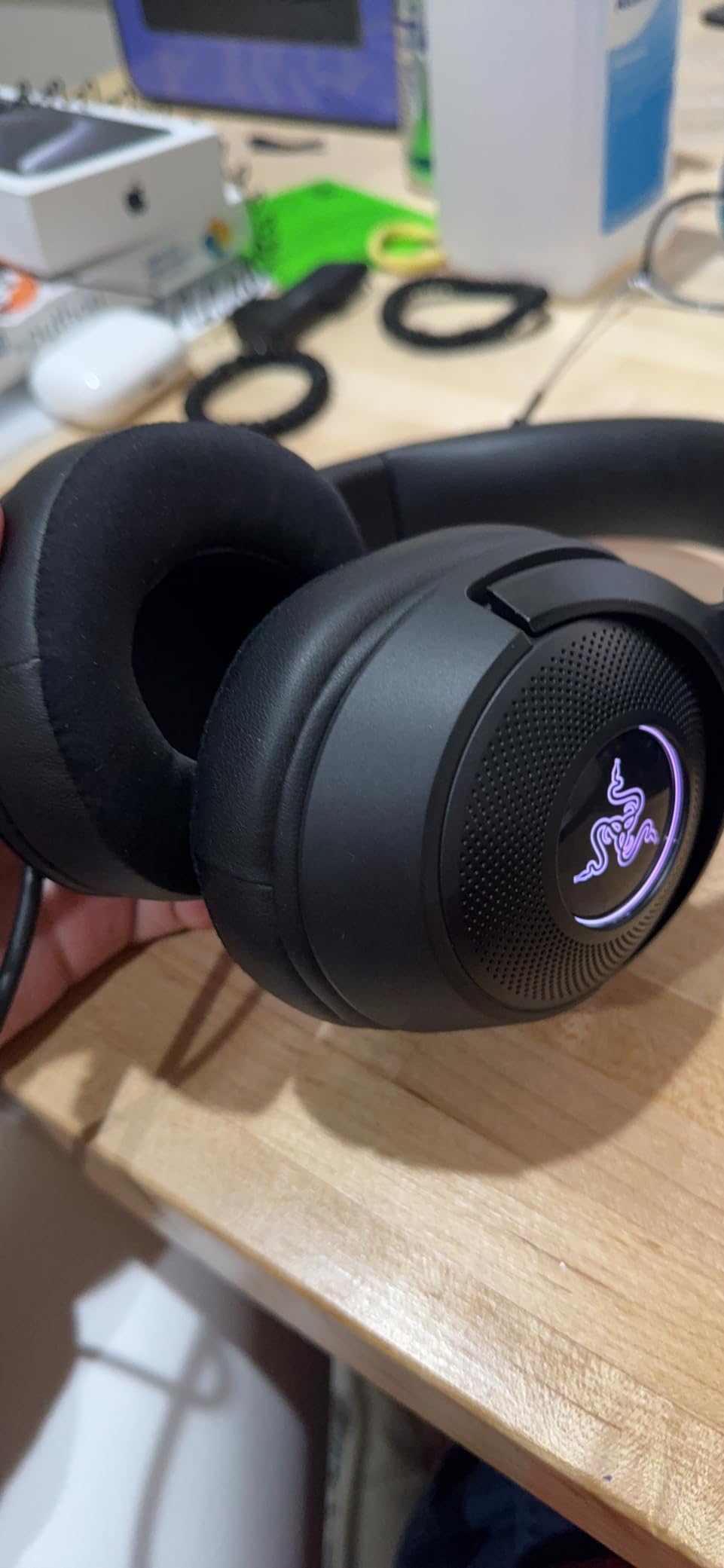 Good headset, but a bit tight