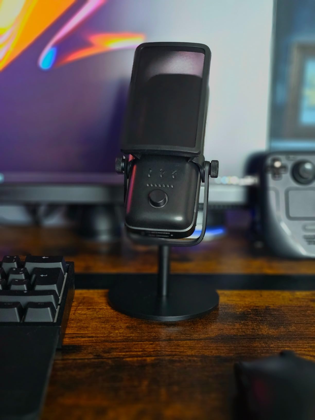 Easy magnetic attach