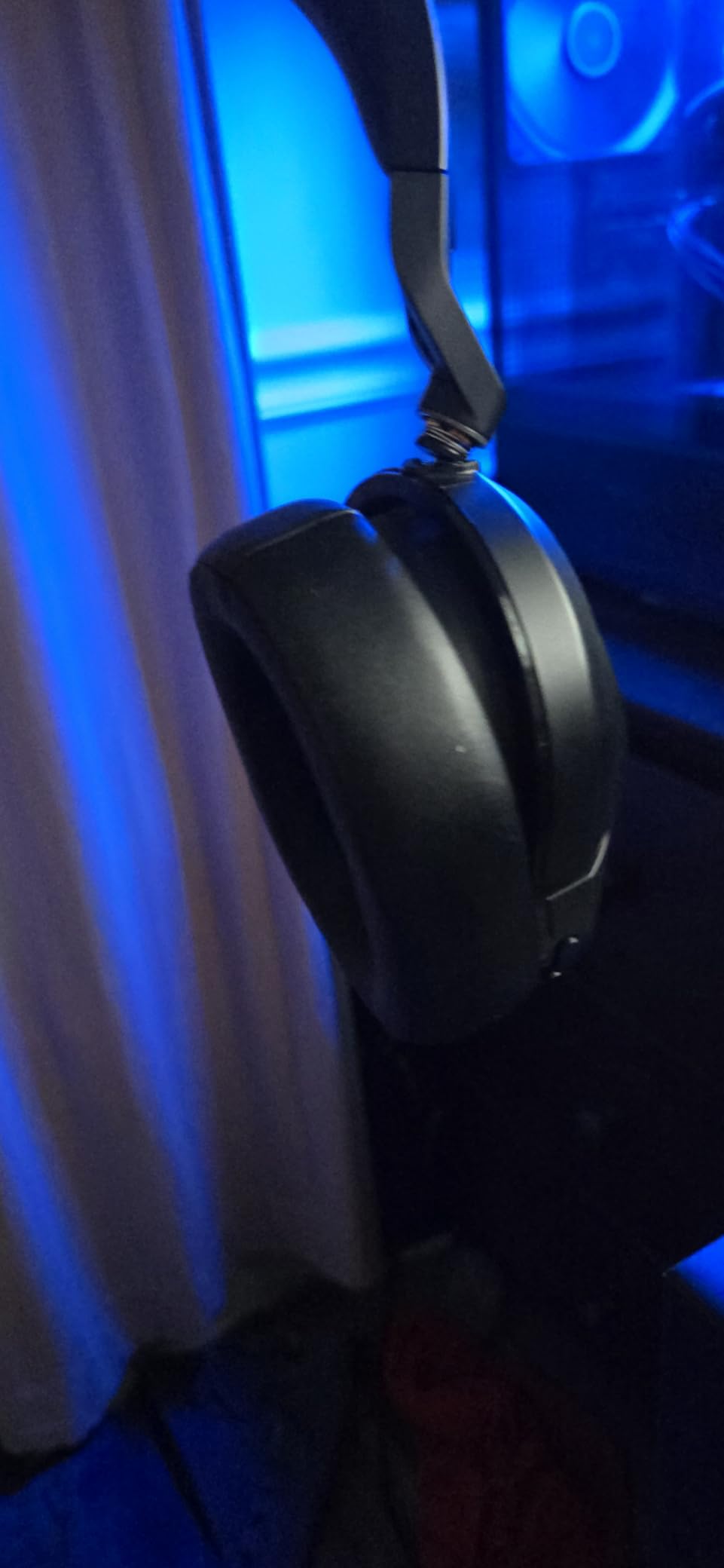 No wires, no worries