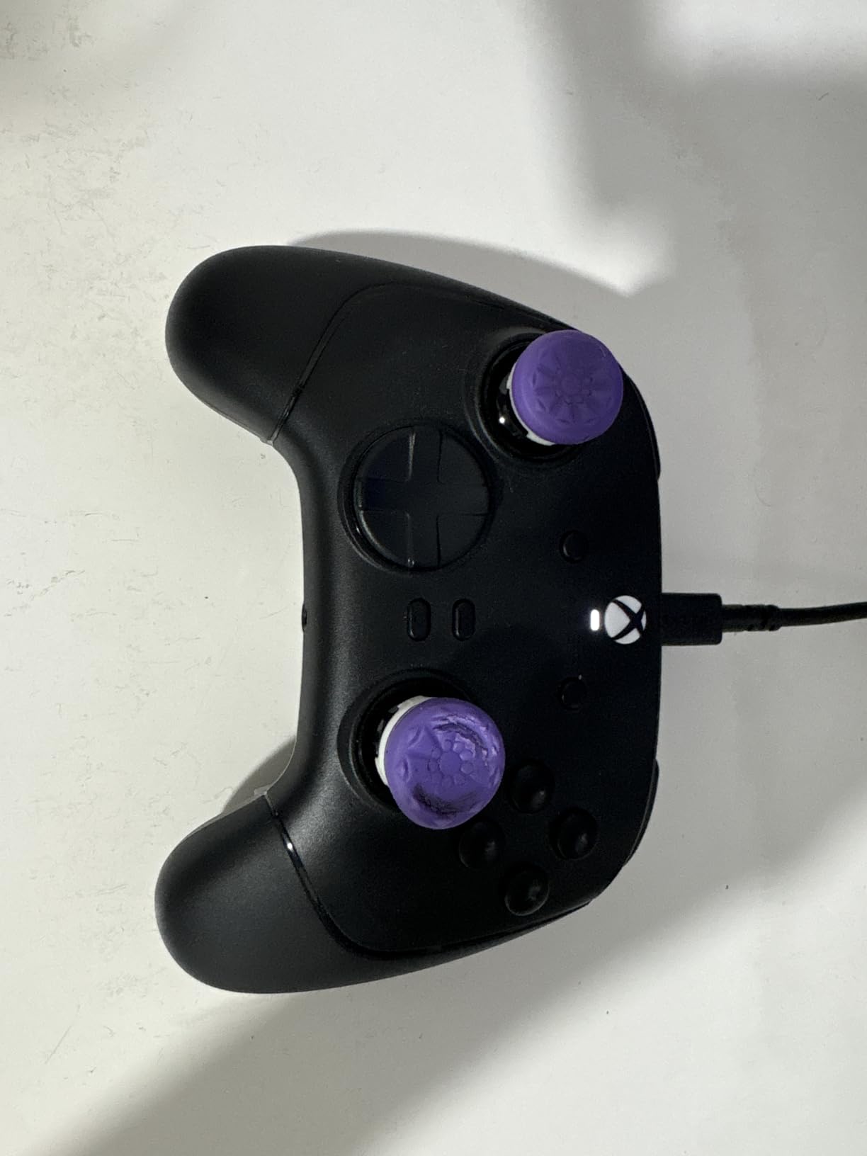 Good controller, but short cable