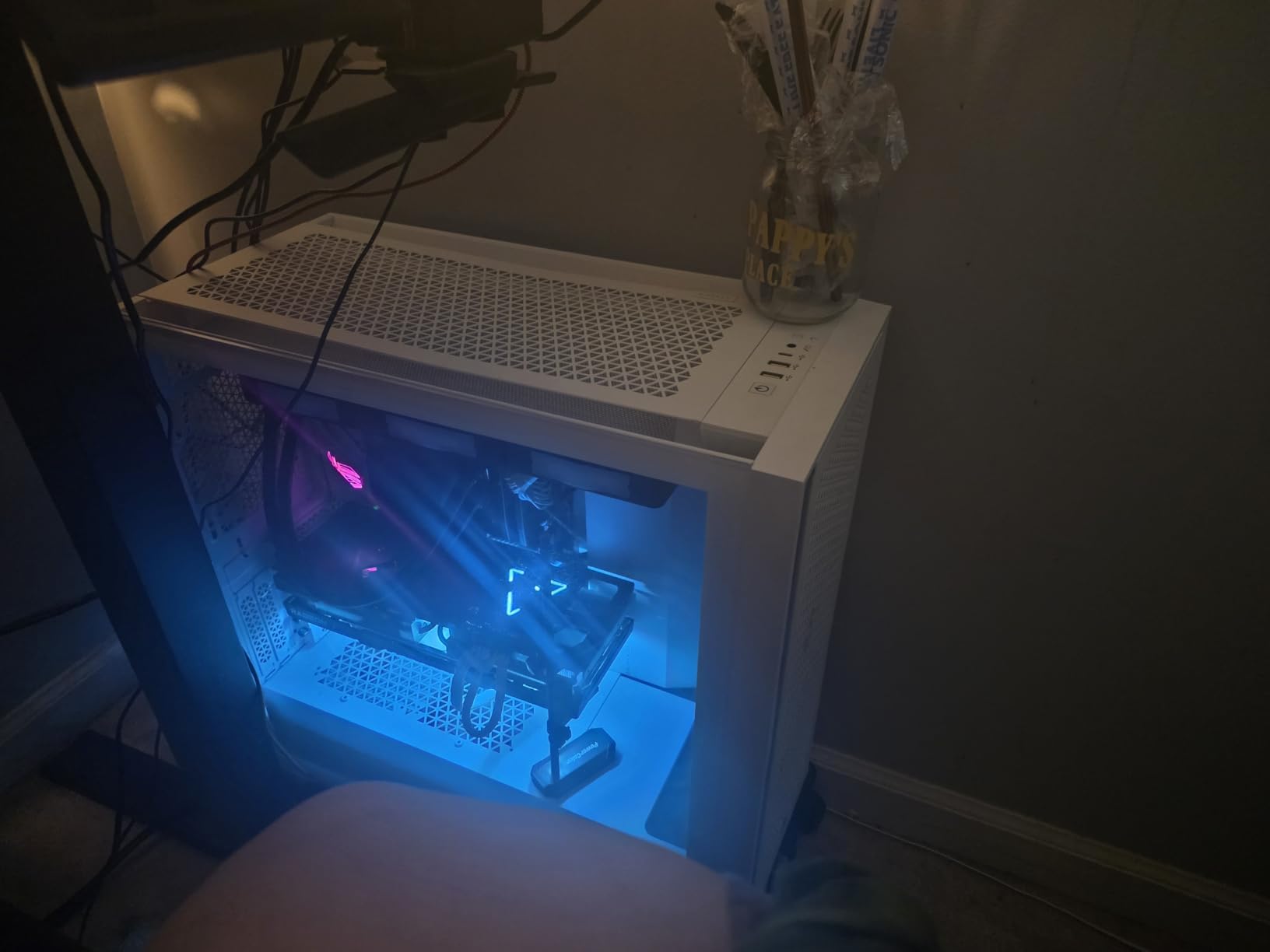 Great cooler, but software needed
