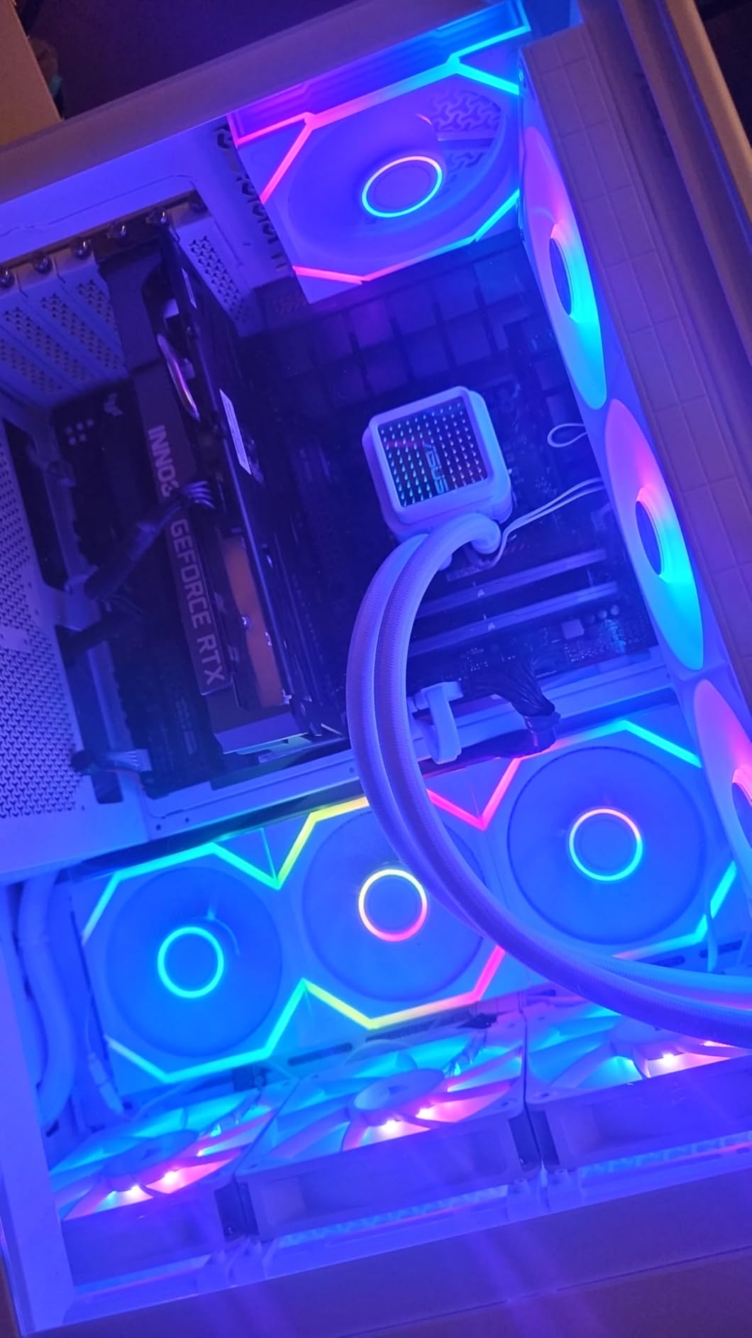 Good case, minor issues