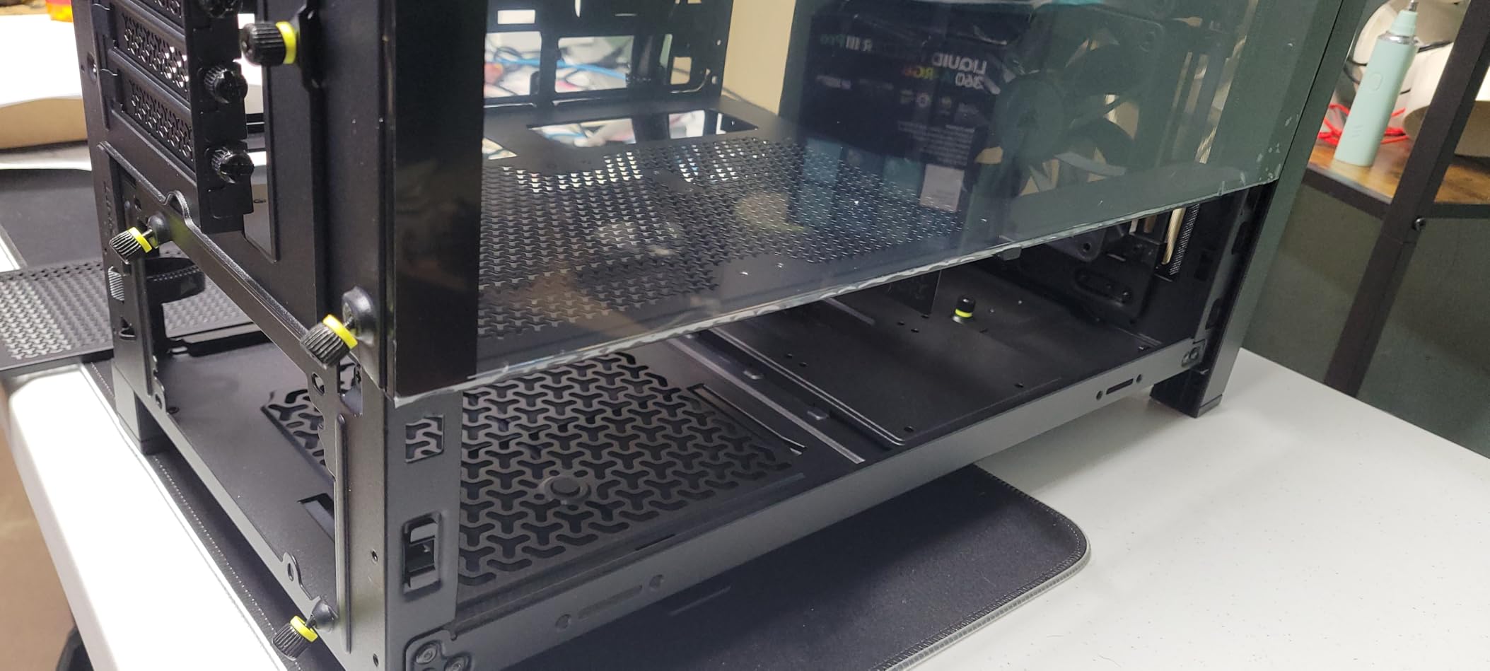 Very quiet with good airflow
