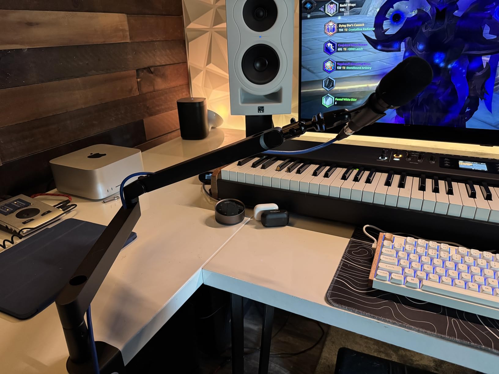 Good, but cable management is tricky
