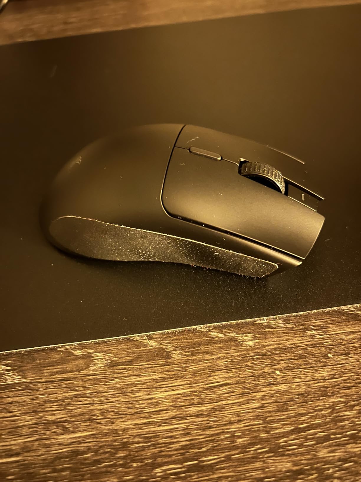 Glide is smooth, but side buttons too small