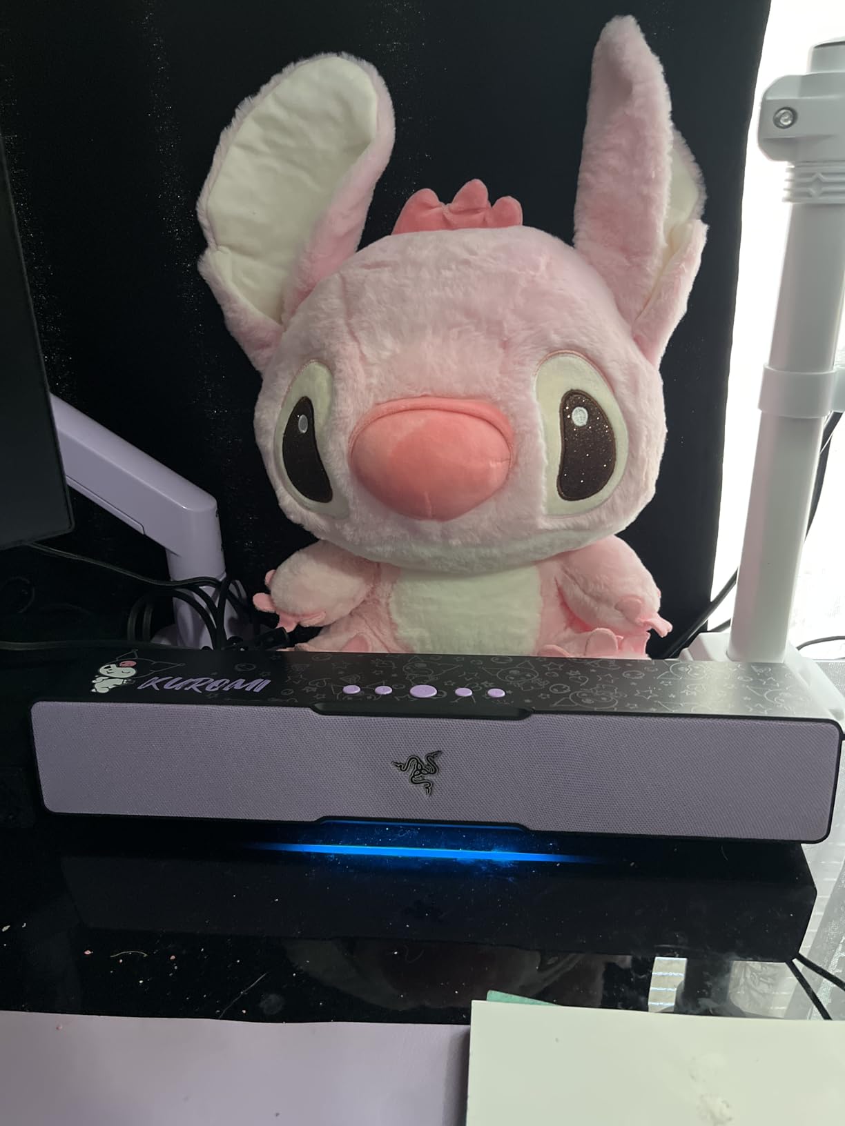 Solid soundbar