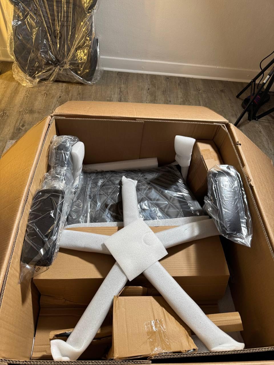 Missing instructions for armrest adjustments