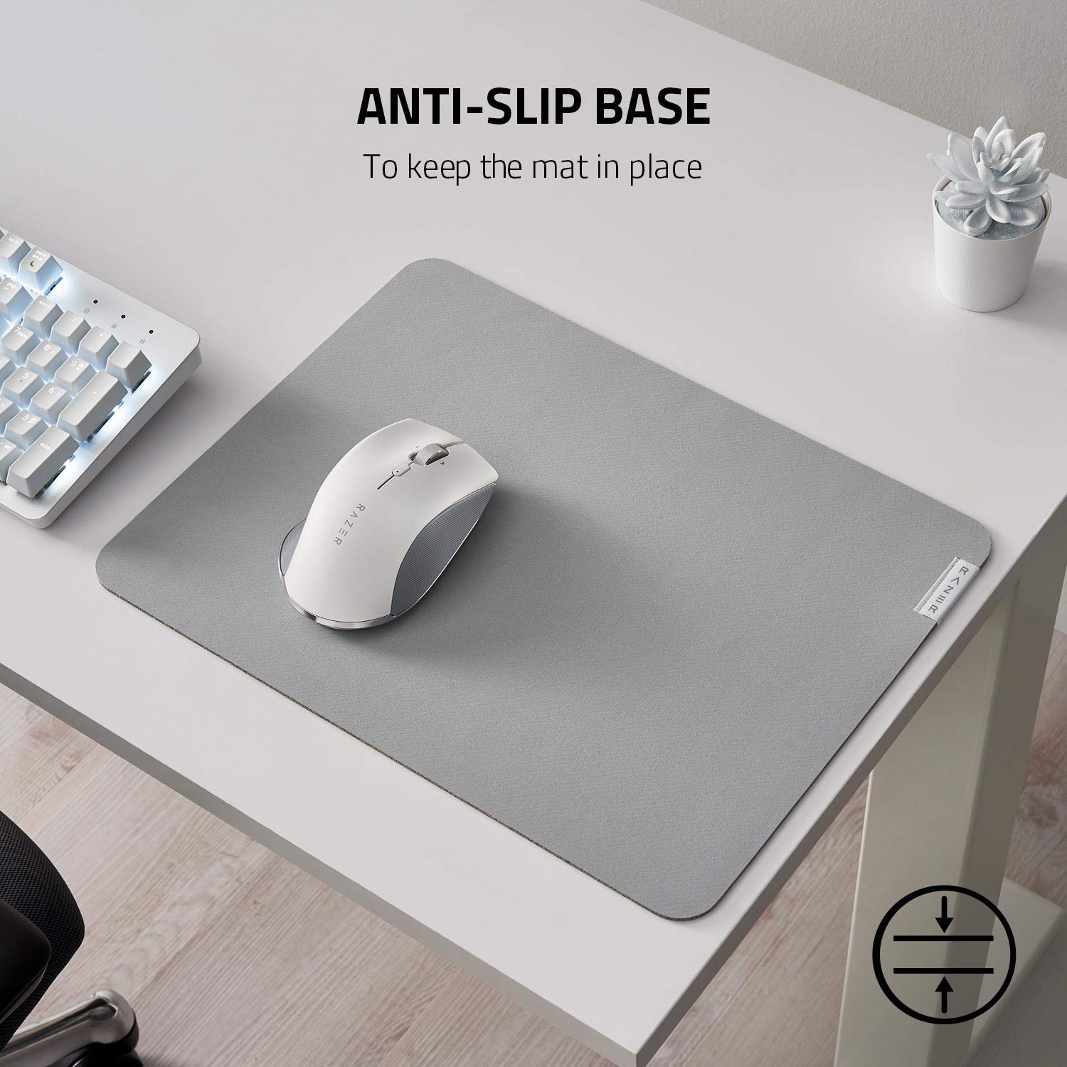 razer-pro-glide-soft-mouse-mat-medium-3mm-thick-high-density-rubber-foam-texture image 4
