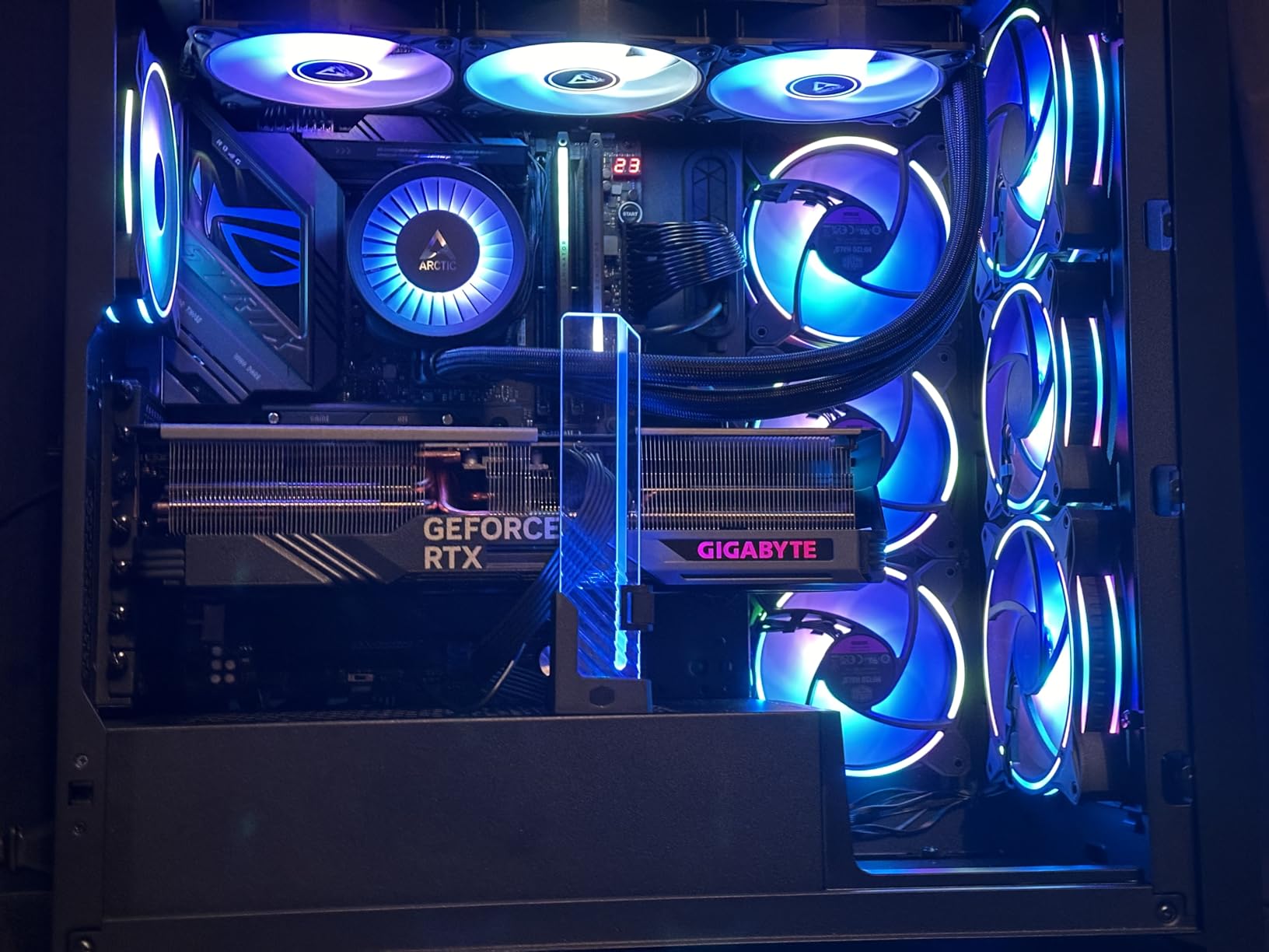 Good case, but no fans