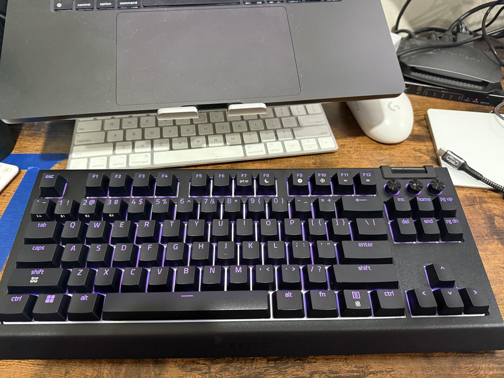 Nice, but Razer Synapse is annoying