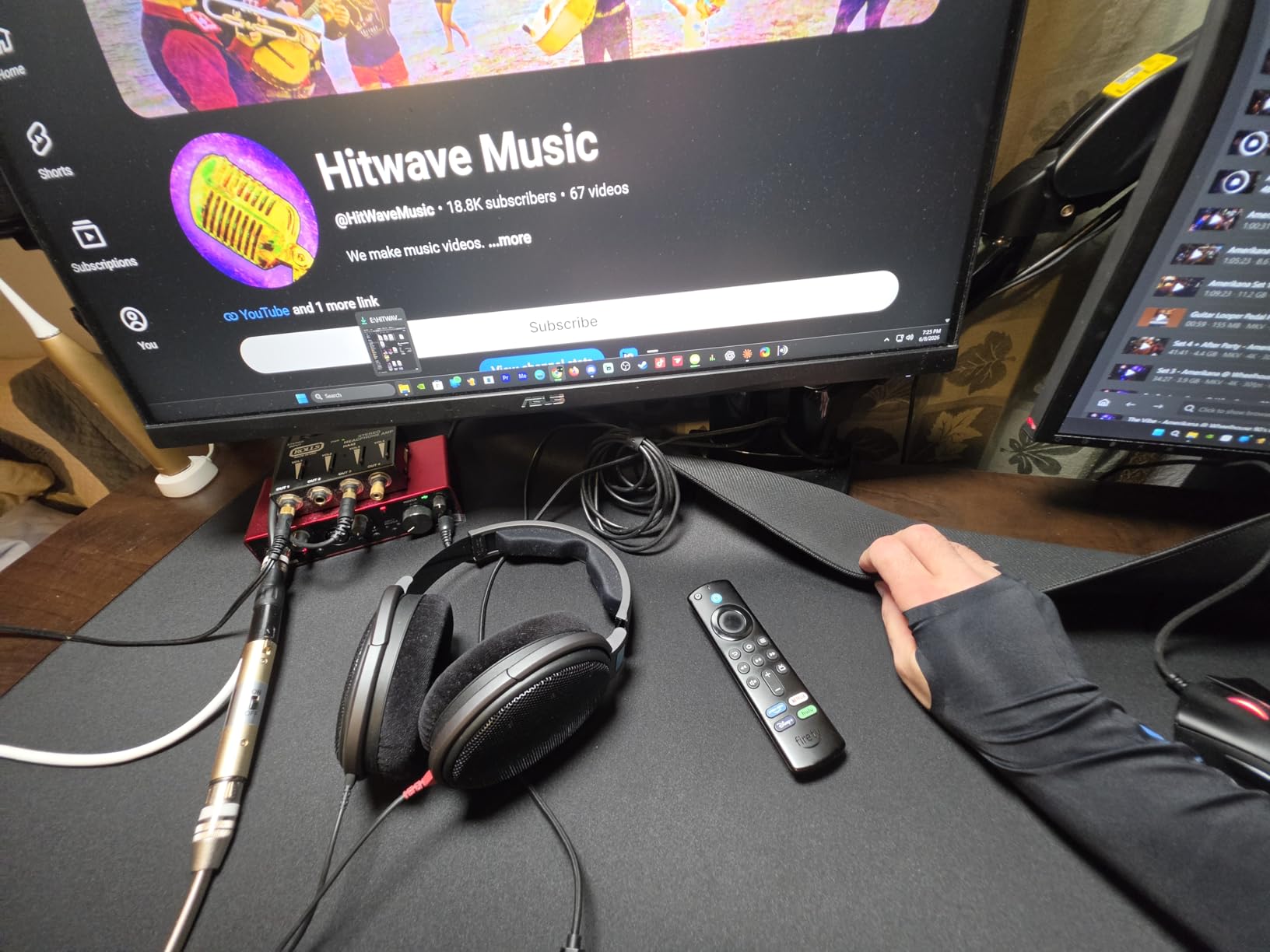 Perfect for desk coverage