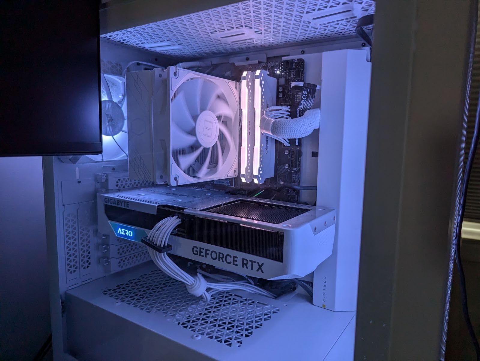Beautiful case, easy to build in