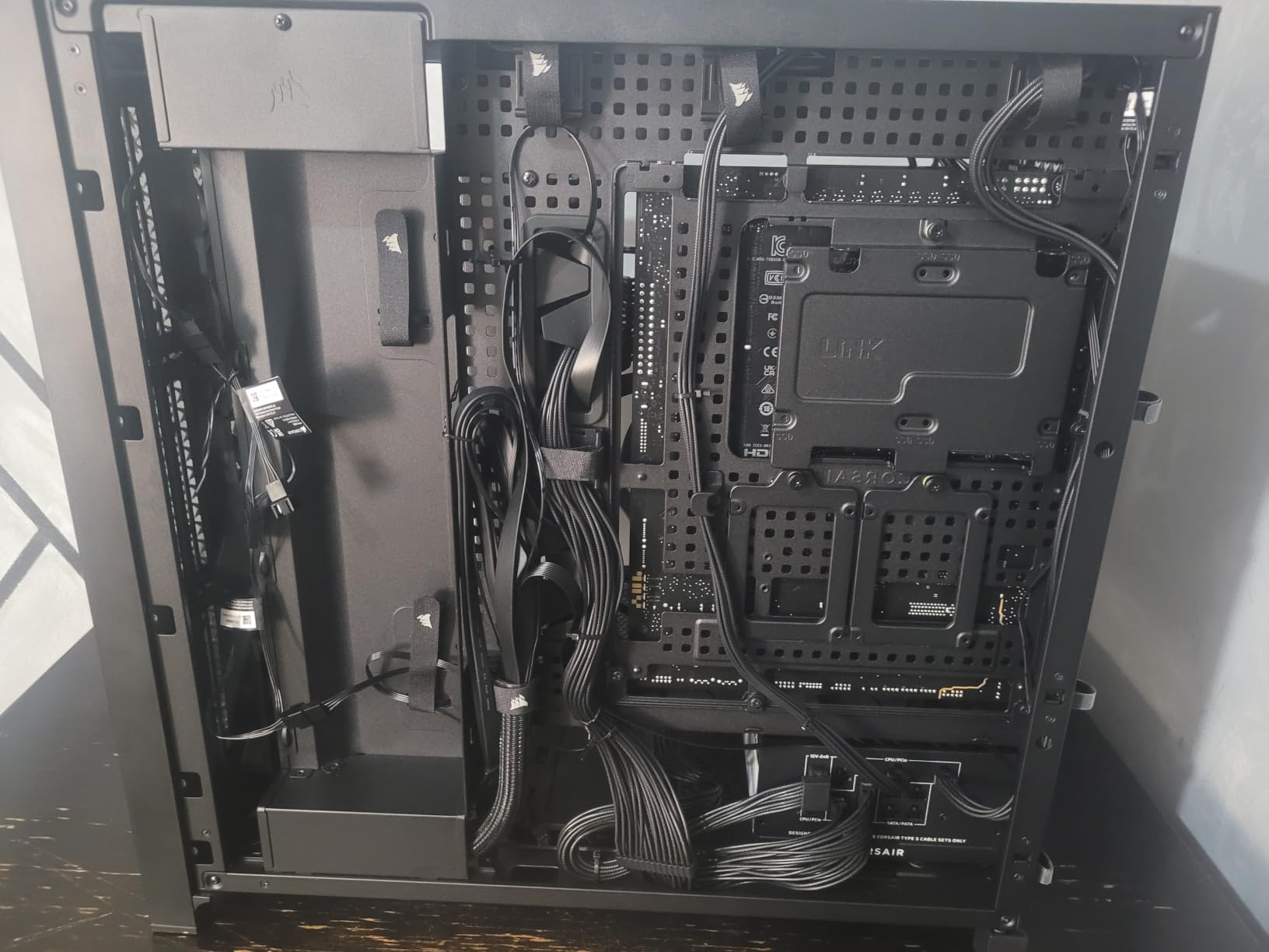 Good, but the RGB hub is missing