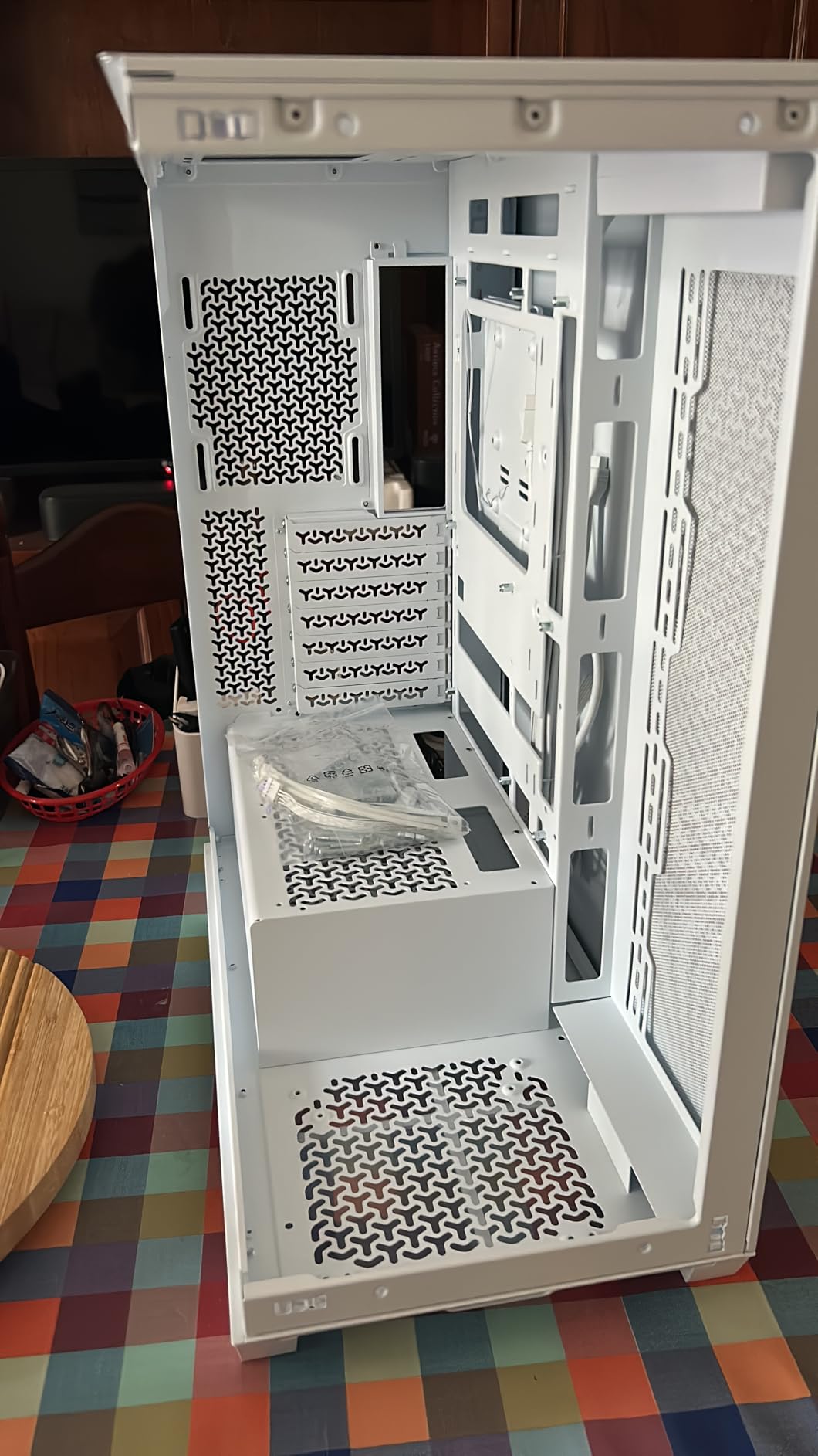 Good case, but build quality could be better