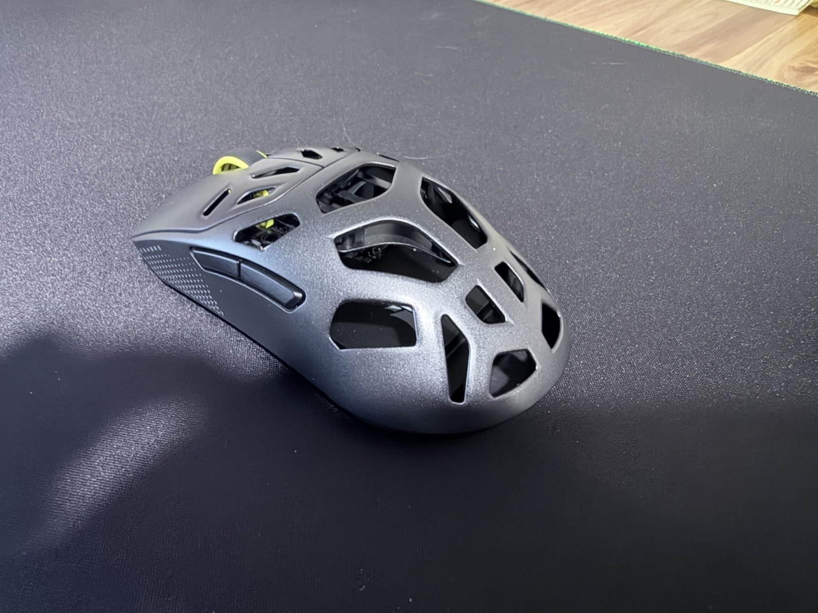 Mouse wheel squeaks