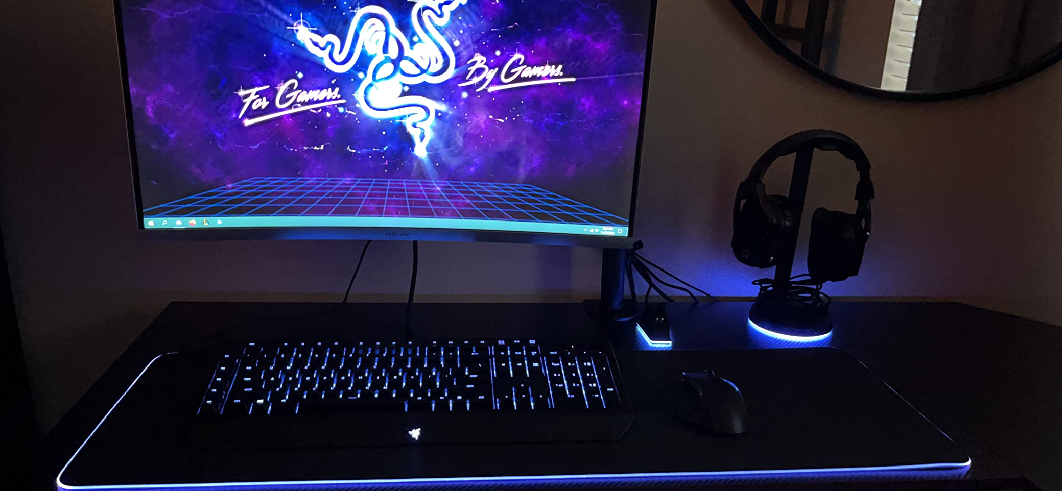 Great stand, but no power supply