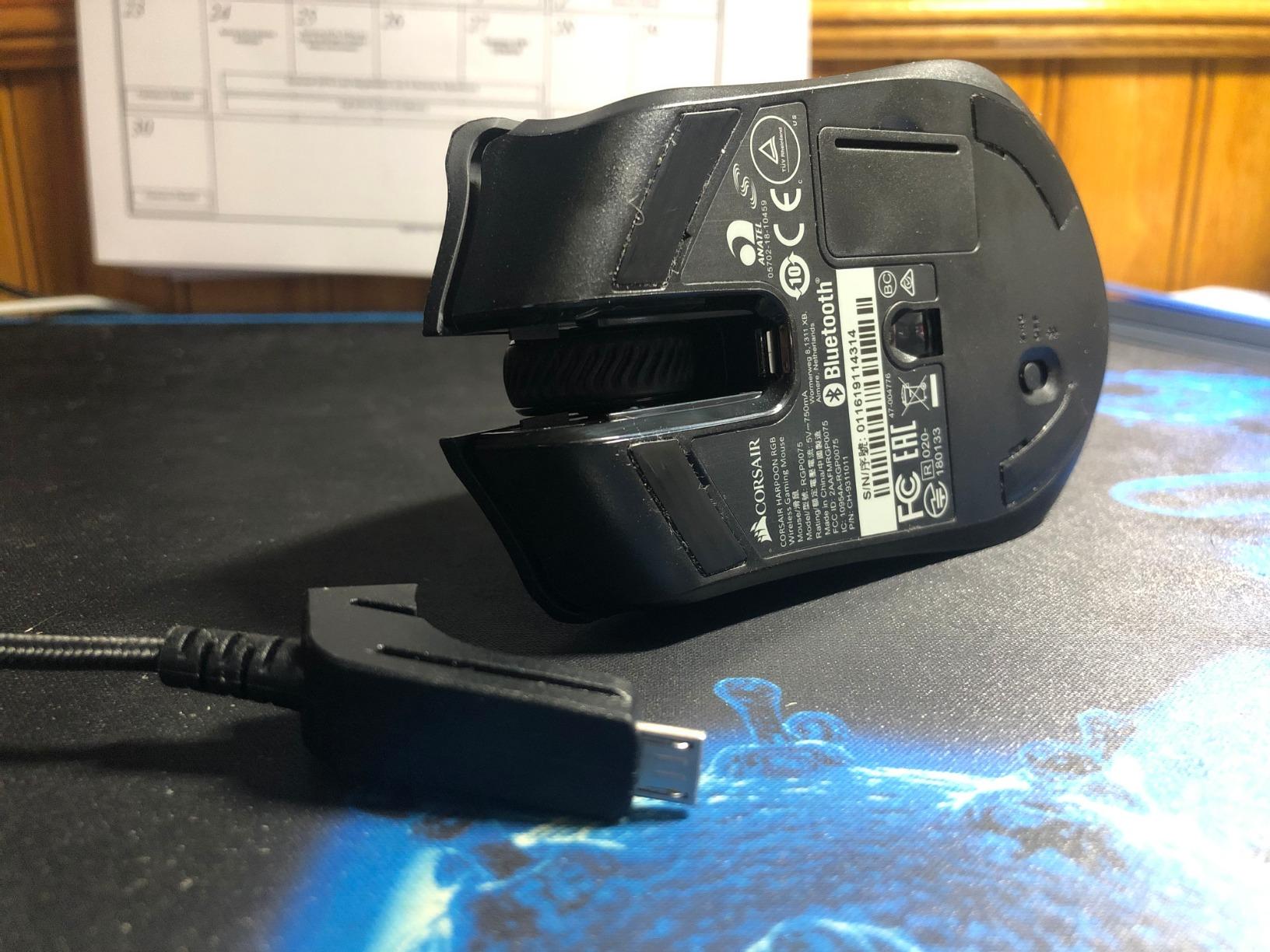 Good mouse, but side buttons are small