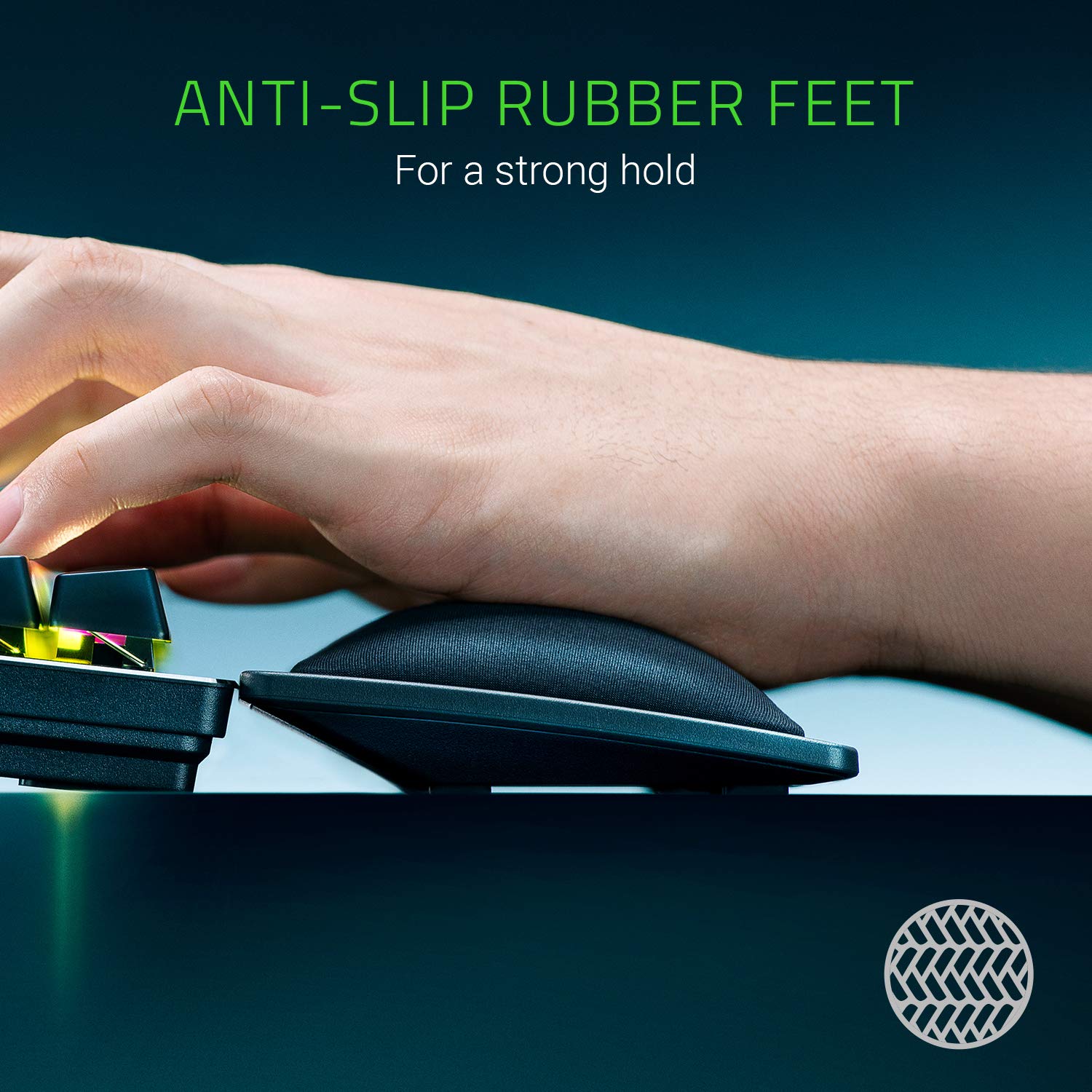 razer-ergonomic-wrist-rest-pro-for-full-sized-keyboards-cooling-gel-infused-memo image 3