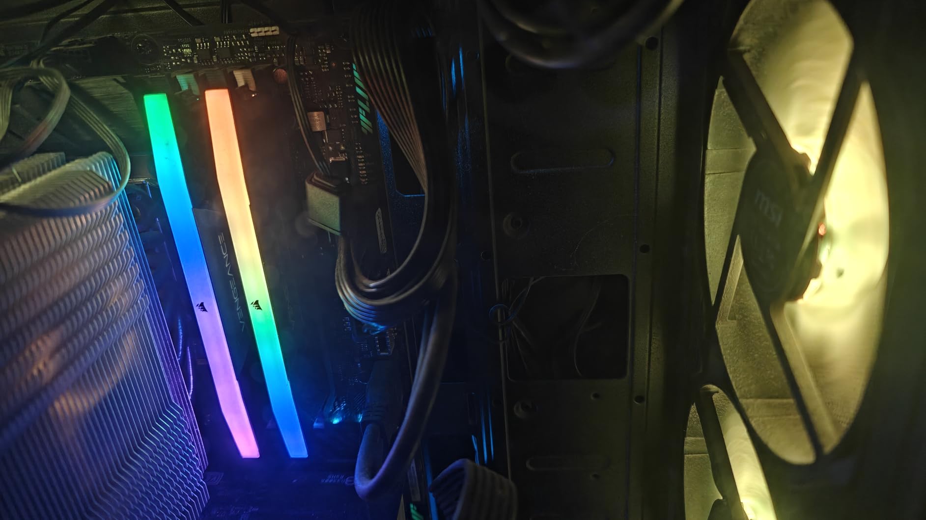 Good RAM but tall heatsinks