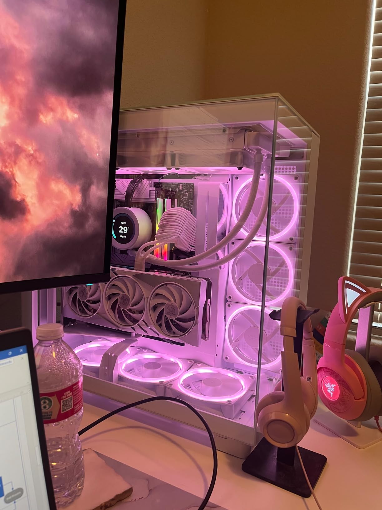 Good PSU, but a bit short on cables