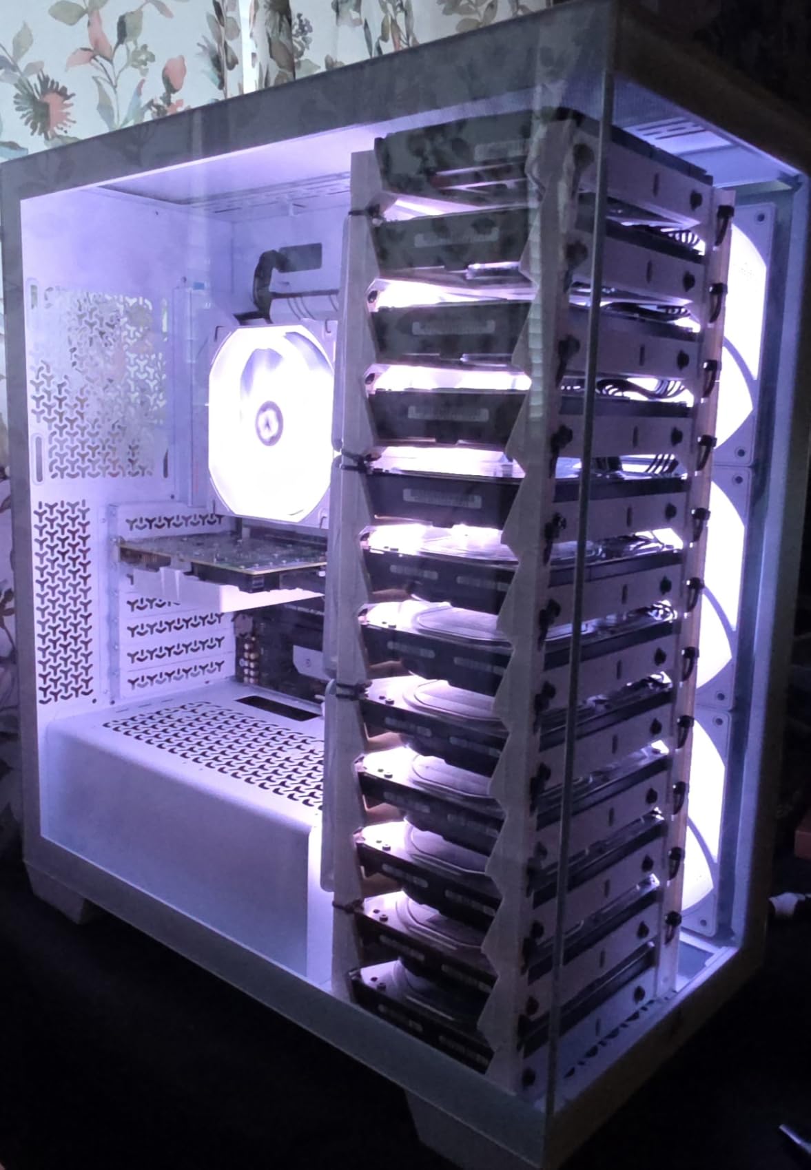 Good but fan cables a bit short