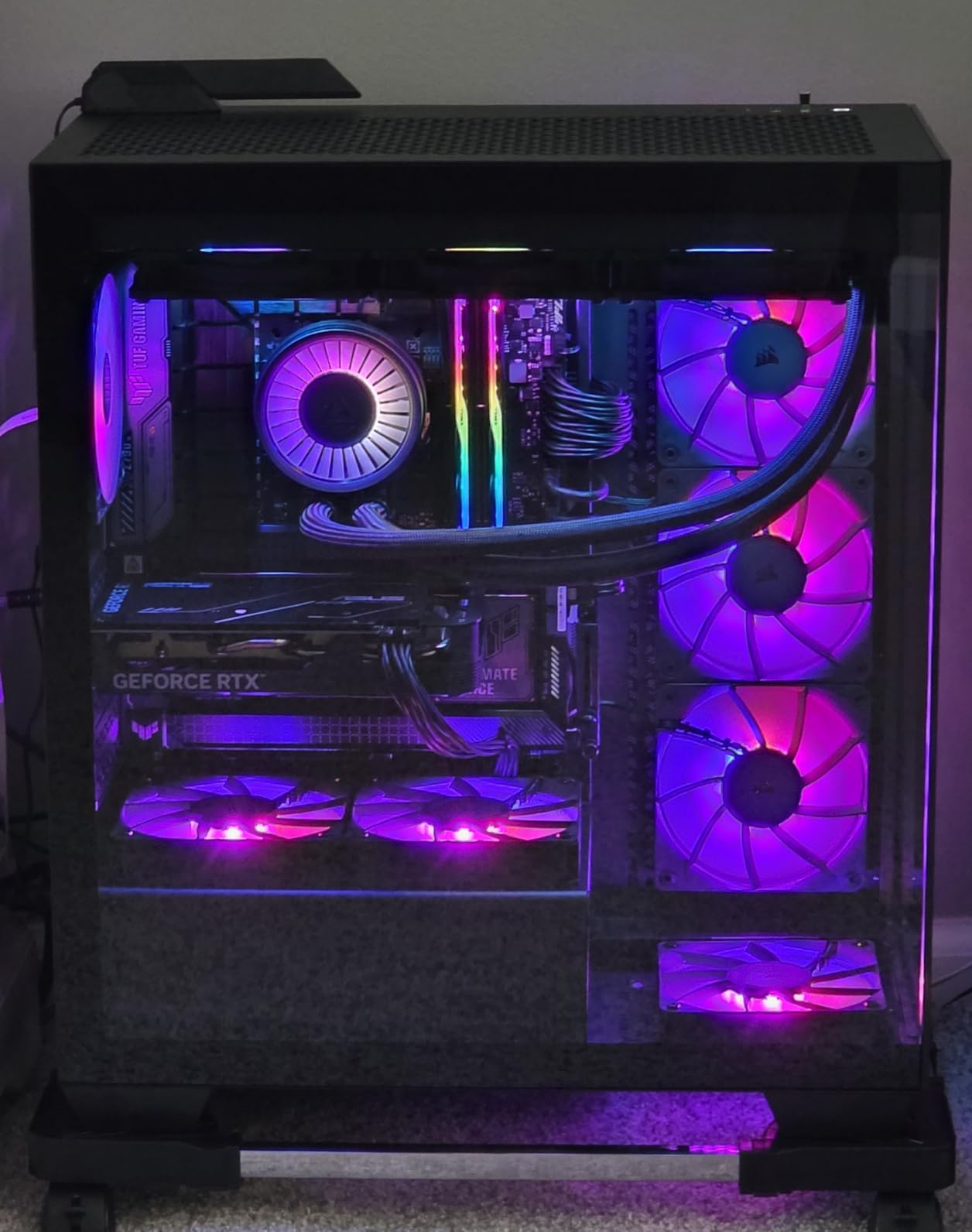 Nice case, a bit tight