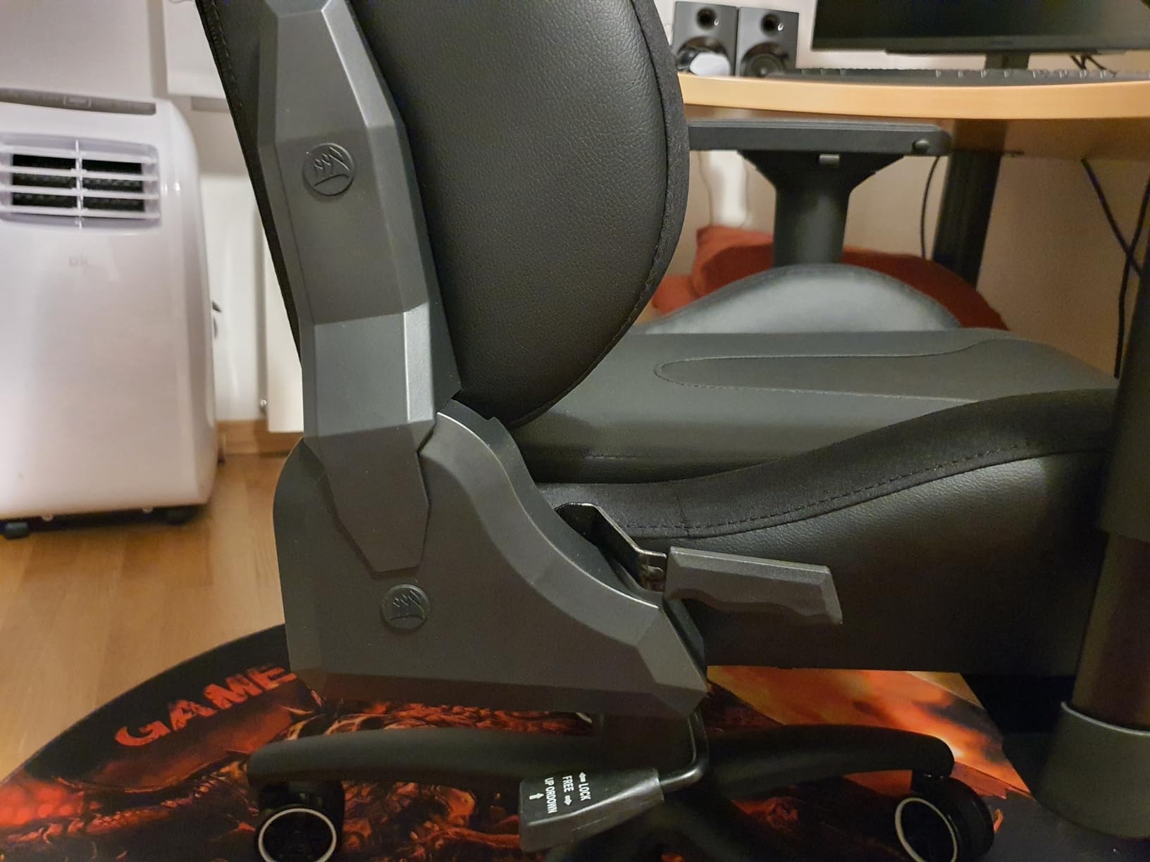 Solid chair