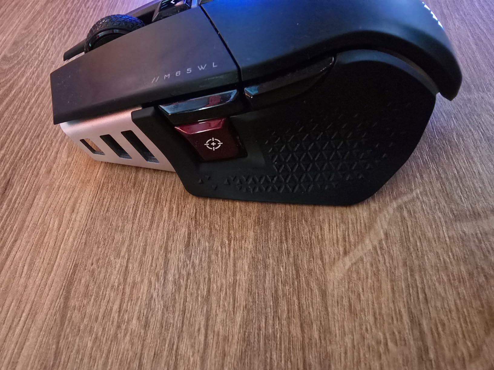 Solid, but iCUE needed