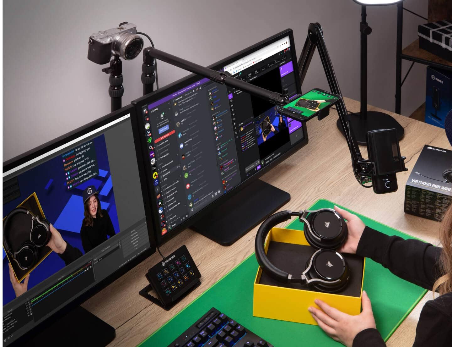 elgato-green-screen-mouse-mat-xl-chroma-key-desk-pad-for-streaming-obs-twitch-yo image 6