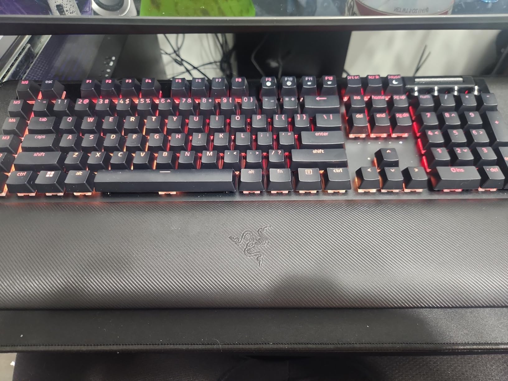Great keyboard, but software is meh