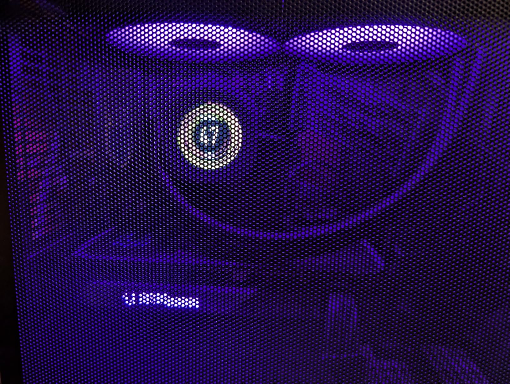 Good screen, finicky software