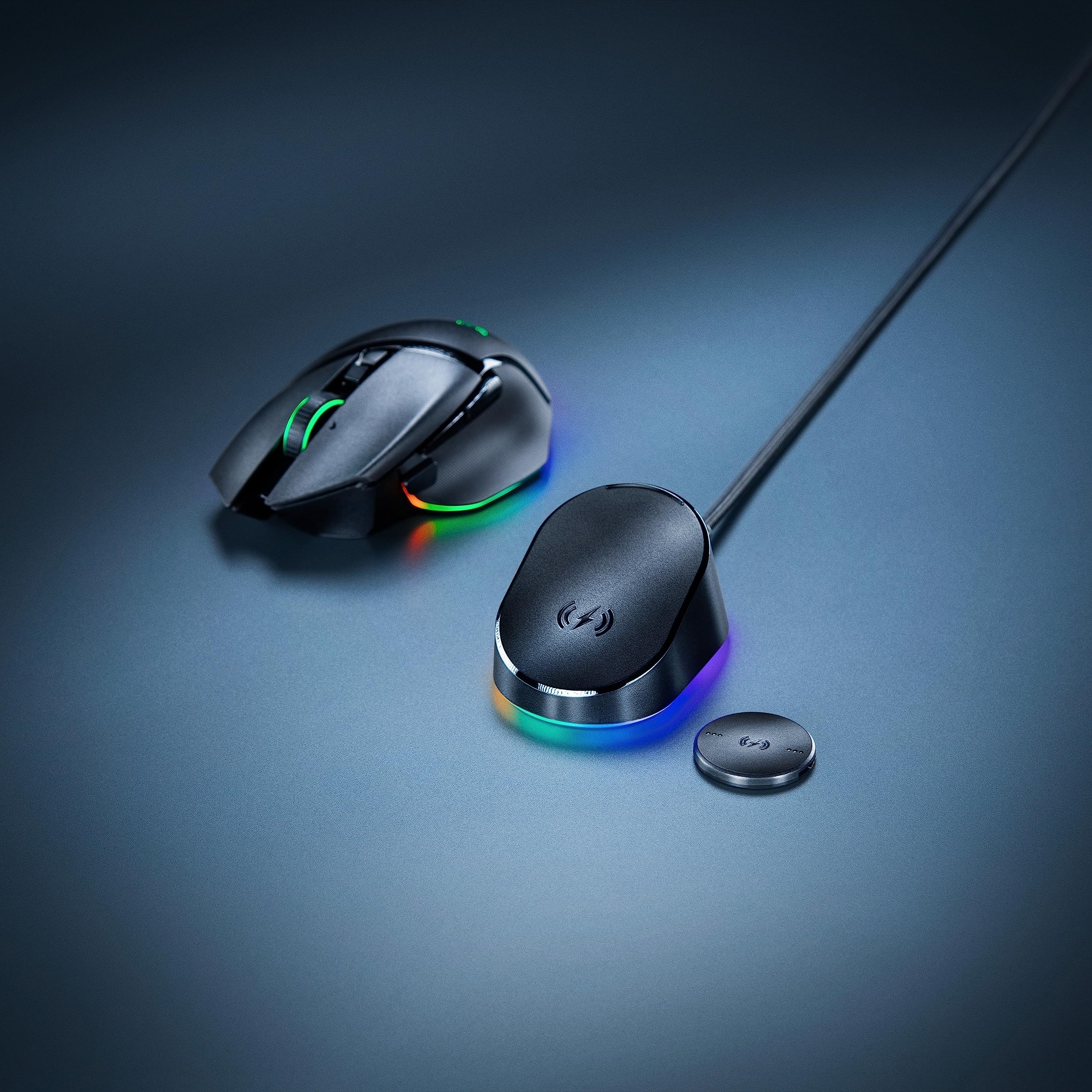 razer-mouse-dock-pro-with-wireless-charging-puck-magnetic-charging-integrated-hy image 7